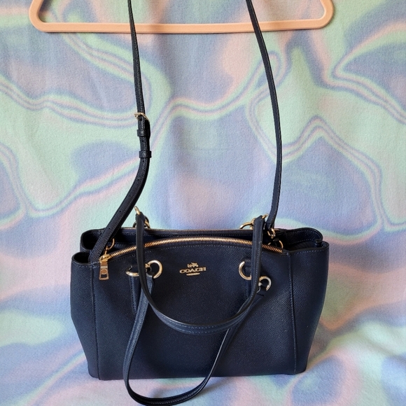 Coach Christie Carryall - Picture 2 of 8